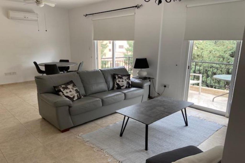 Kato Paphos Apartment In Universal Area Ngoại thất bức ảnh
